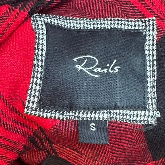 Rails Red & Black Hunter Plaid Button Down Shirt Women’s Small | Fall | Winter - Picture 5 of 6